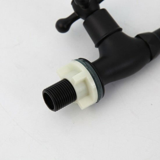 Landelijke zwarte koud water kraan