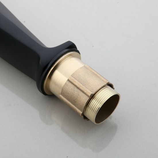 Onderzijde wastafelkraan