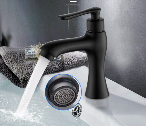 Zwart kraan wastafel